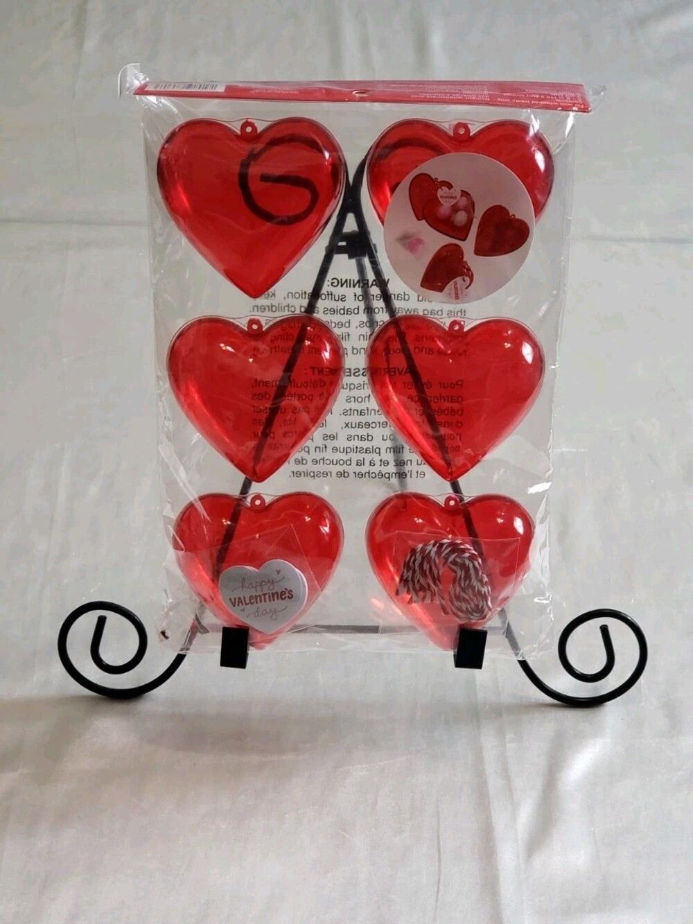 Valentine's Day Heart Containers 6 Each Plastic Tags & Strings 3" x 3" 193B